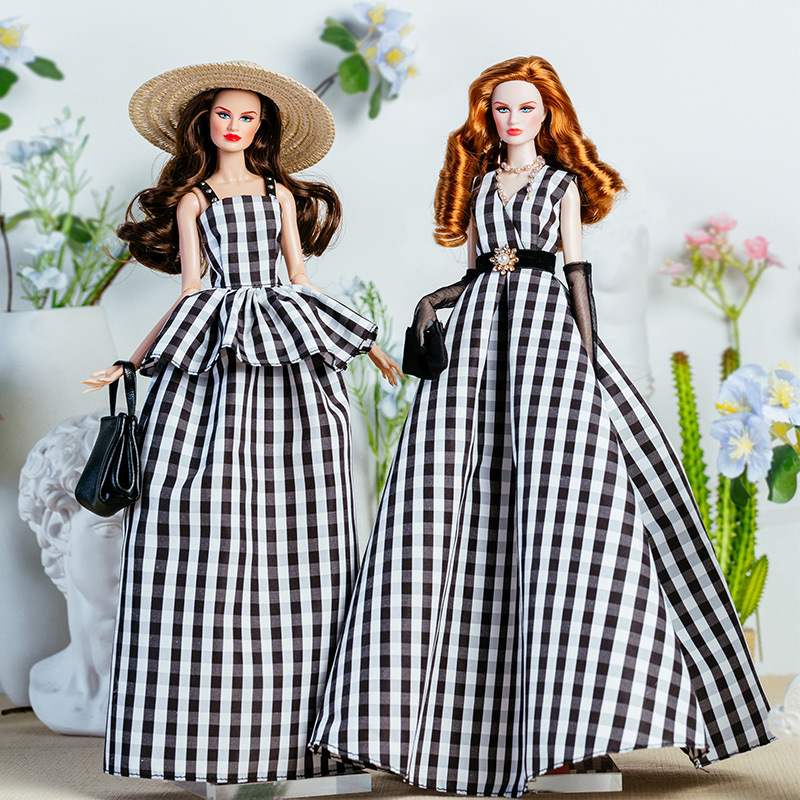 Vintage Fashion Toys - 32 cm Supermodel Puppe Kleidung Anzug