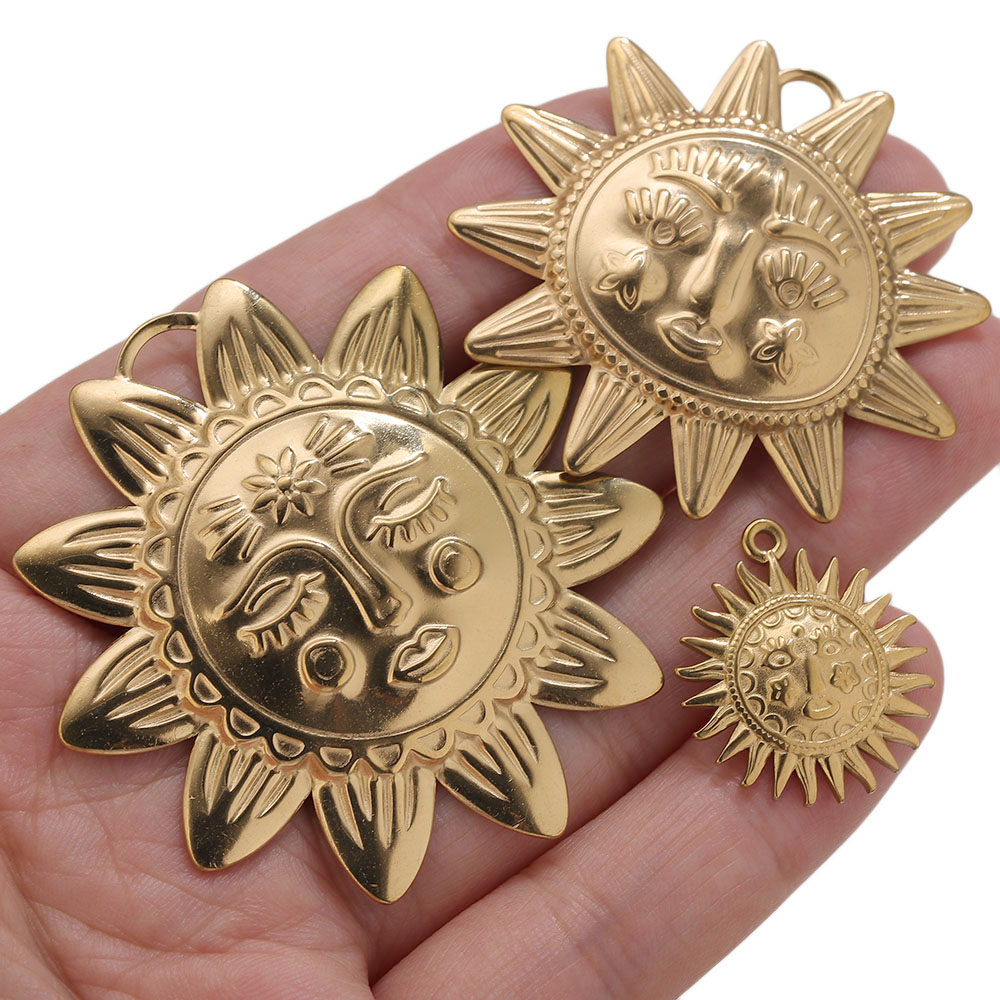 5 Stück PVD-Gold-Anhänger aus  – Vintage Fashion Jewelry Necklaces Bewertung und Preis