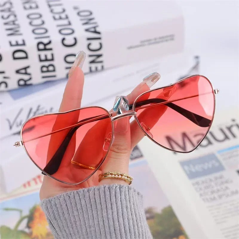 Modische herzförmige Metall-So – Vintage Fashion Glasses Bewertung und Preis