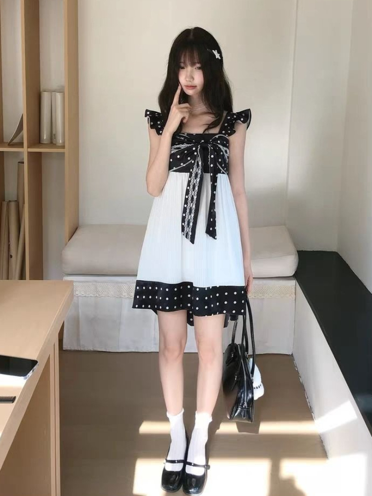 Japanisches Vintage-Kleid mit  – Vintage Fashion Retro Outfit Bewertung und Preis